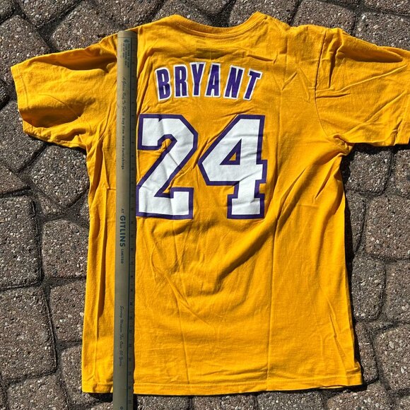 Adidas Kobe Bryant LA Lakers NBA T Shirt Sz M Gold - Picture 6 of 7